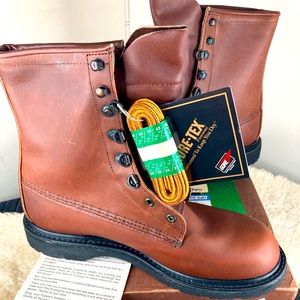 Cabelas Gortex Leather Boots. New